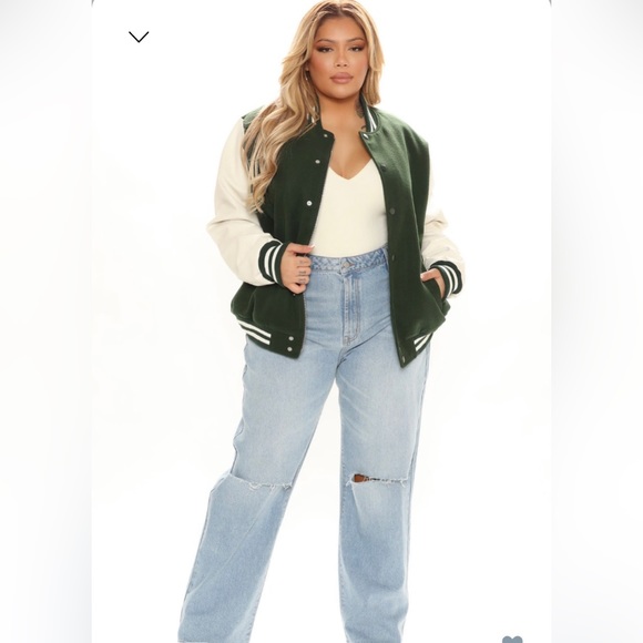 💚🤍 Fashion Nova Green Game Night Varsity Jacket 🤍💚 - Picture 3 of 4